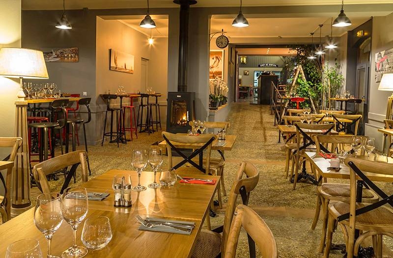 Le restaurant - Le Bistrot Gare - restaurant SAINT-MEDARD-EN-JALLES - restaurant a faire SAINT-MEDARD-EN-JALLES